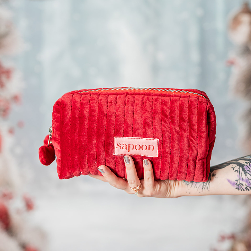 Sapoon neseser crveni